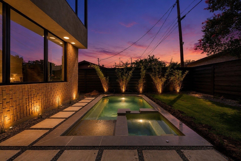 1403 Barton Hills Dr - Photo 0