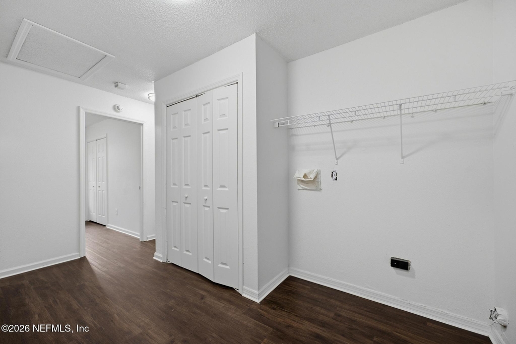 2117 W 39th Street - Photo 12