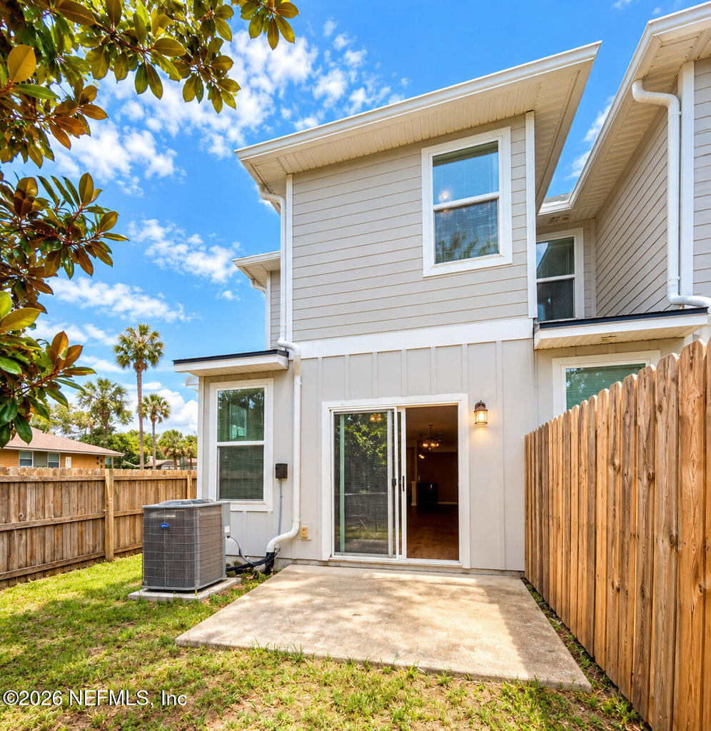 892 4th Avenue S - Photo 14