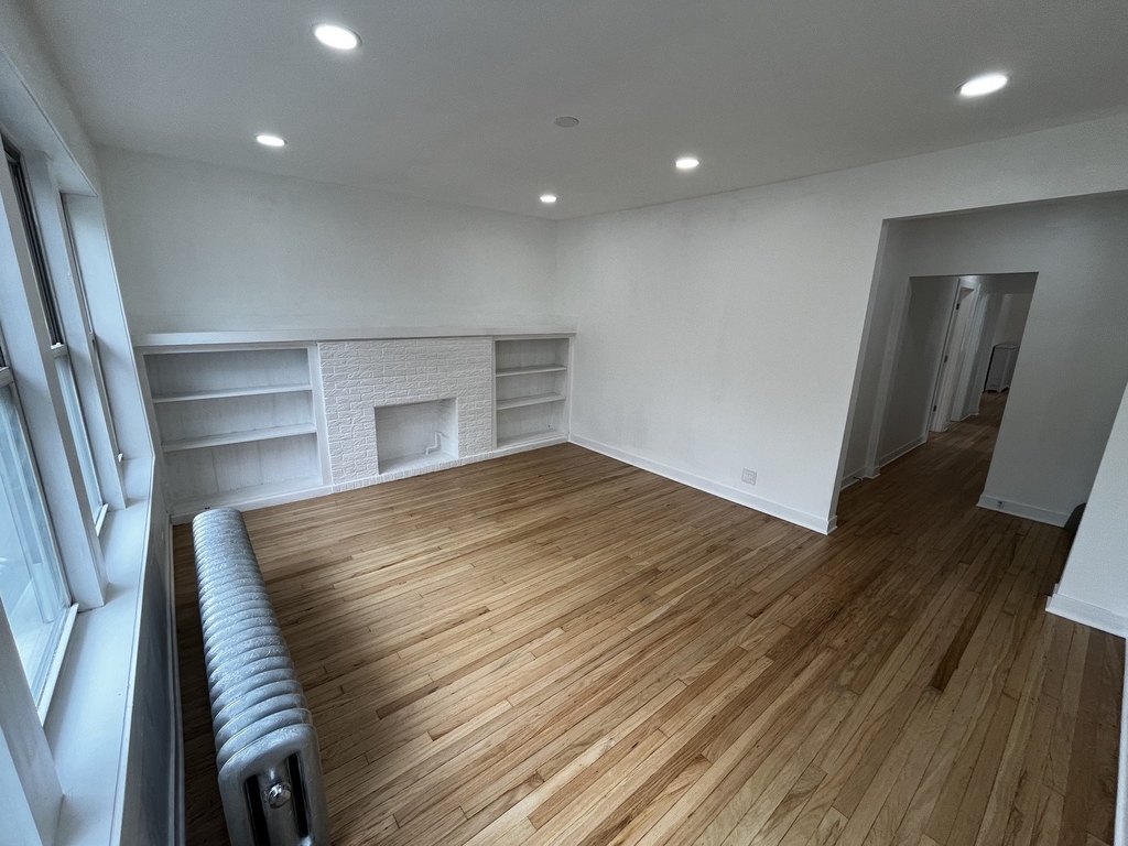 5027 N Troy Street N - Photo 3