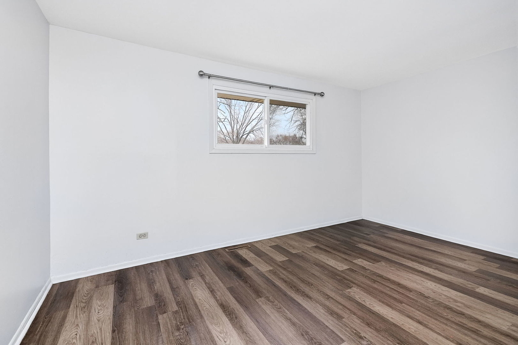 1319 Highland Avenue - Photo 11