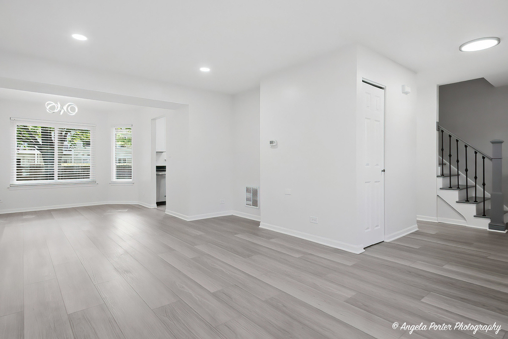 1240 Huntington Drive - Photo 6