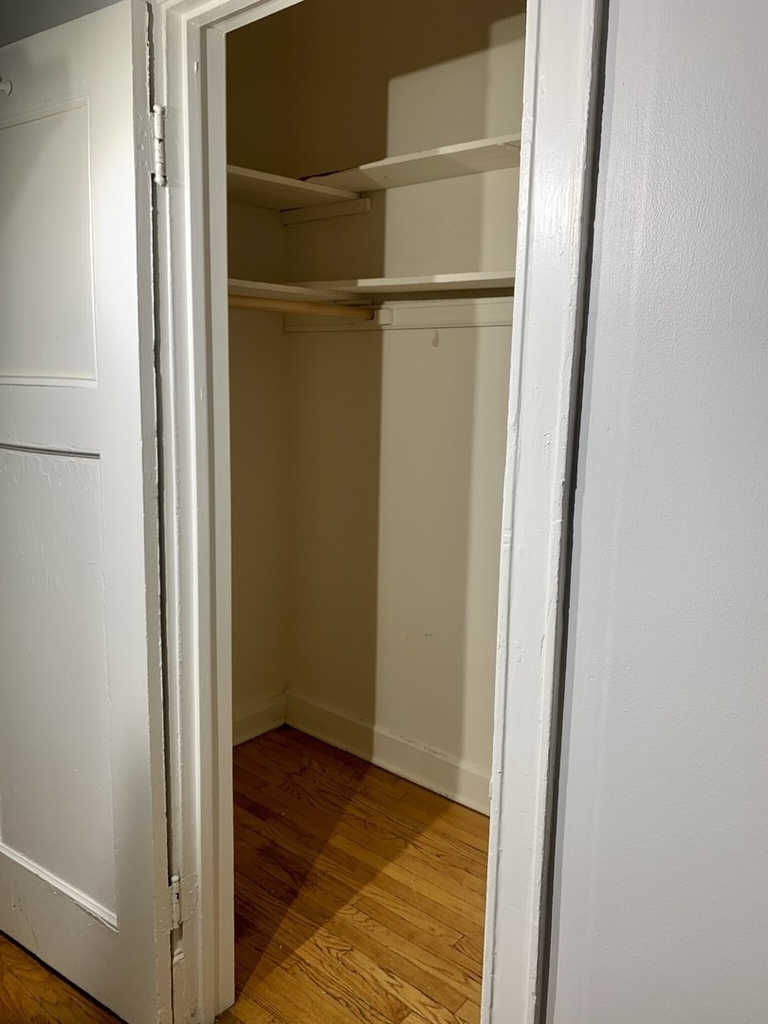 1000 W Argyle Street - Photo 11