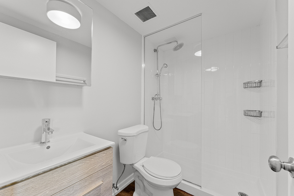 5718 N Winthrop Avenue - Photo 10