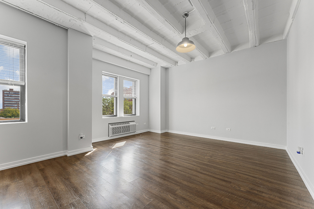 5718 N Winthrop Avenue - Photo 3
