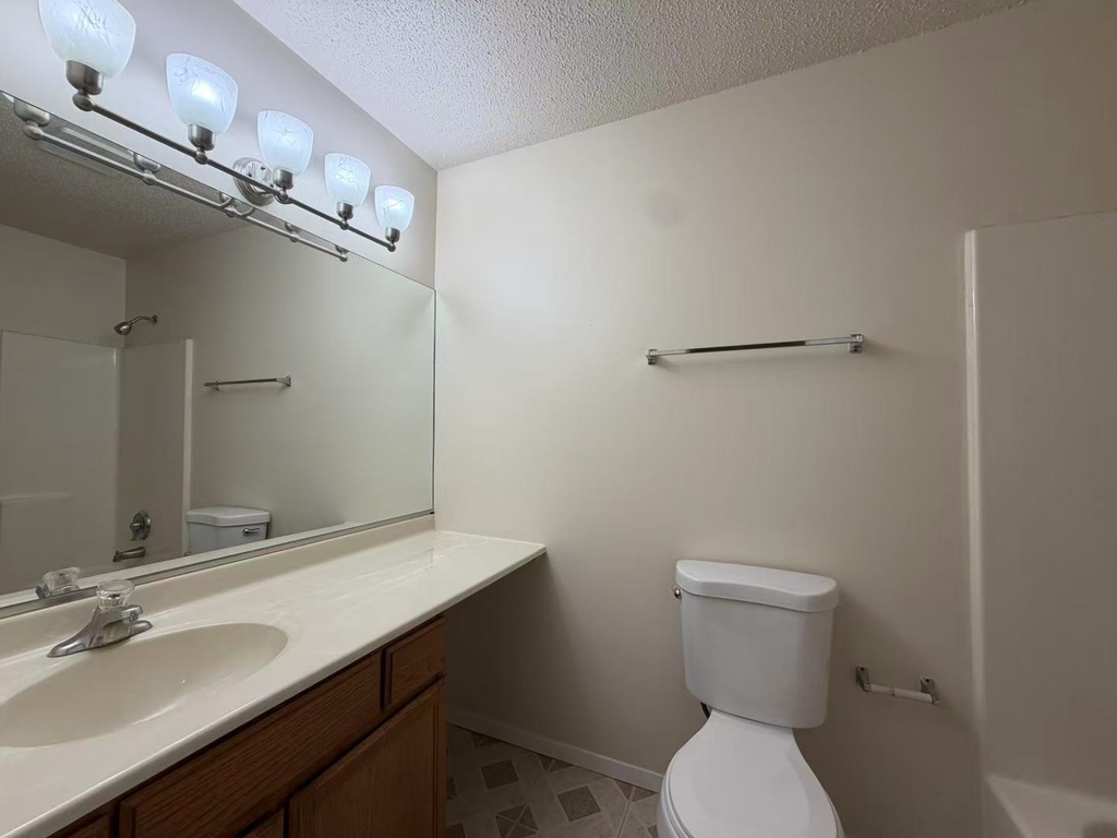 1320 Brook Street - Photo 12