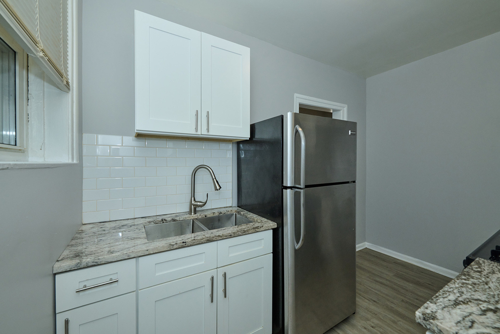 6322 N Albany Avenue - Photo 3