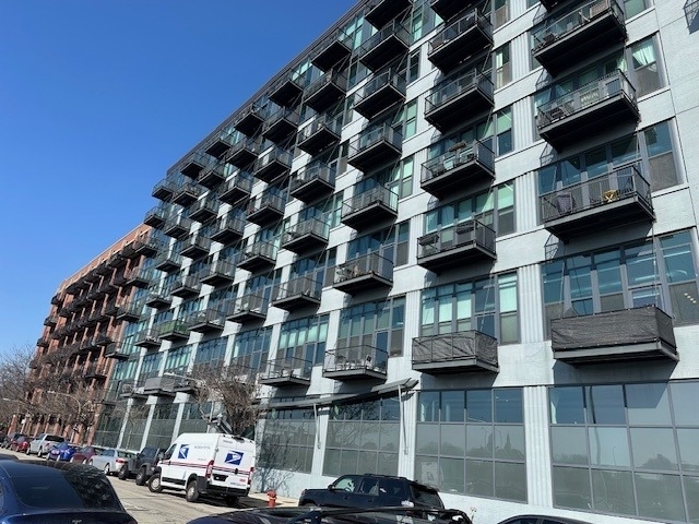 1224 W Van Buren Street - Photo 0