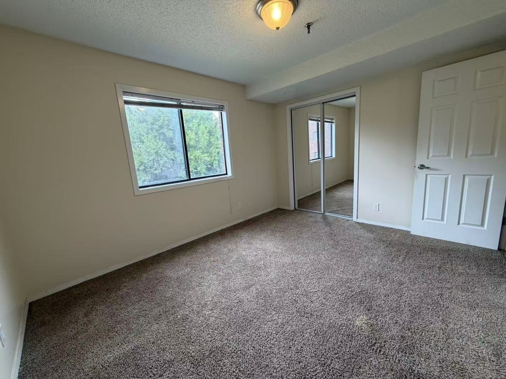 1340 Brook Street - Photo 15