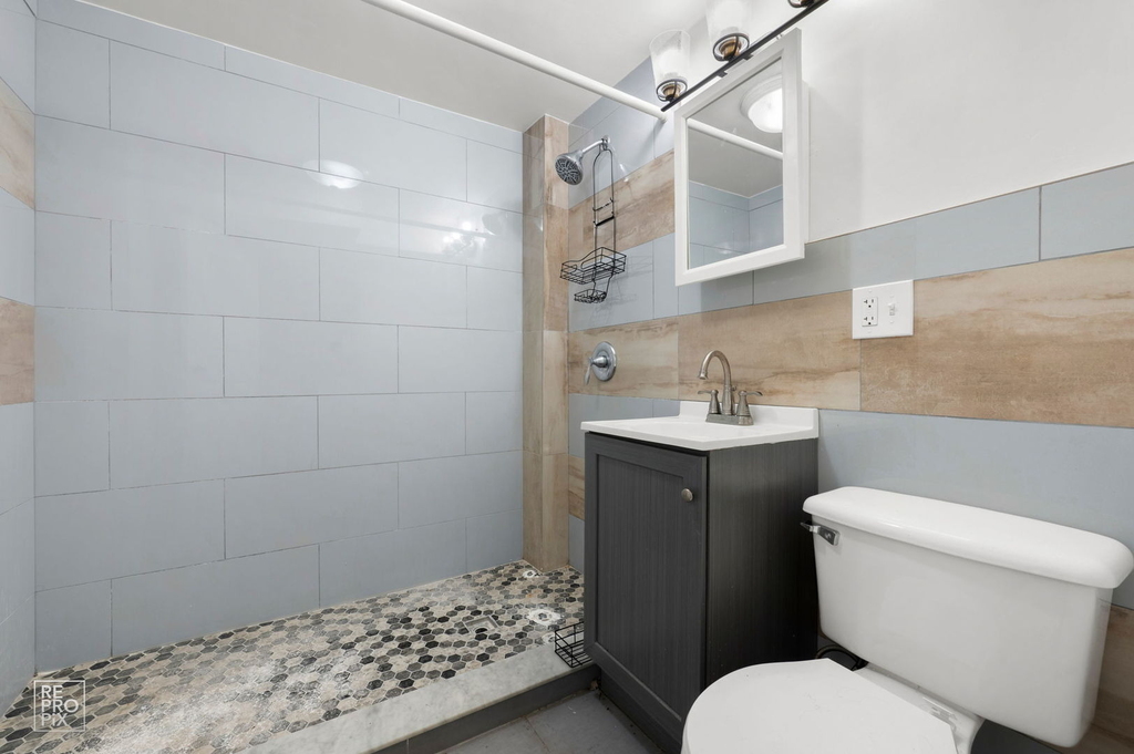 2237 S Oakley Avenue - Photo 15