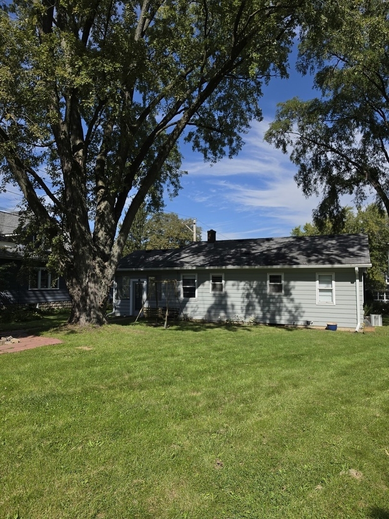 1207 W Main Street - Photo 14