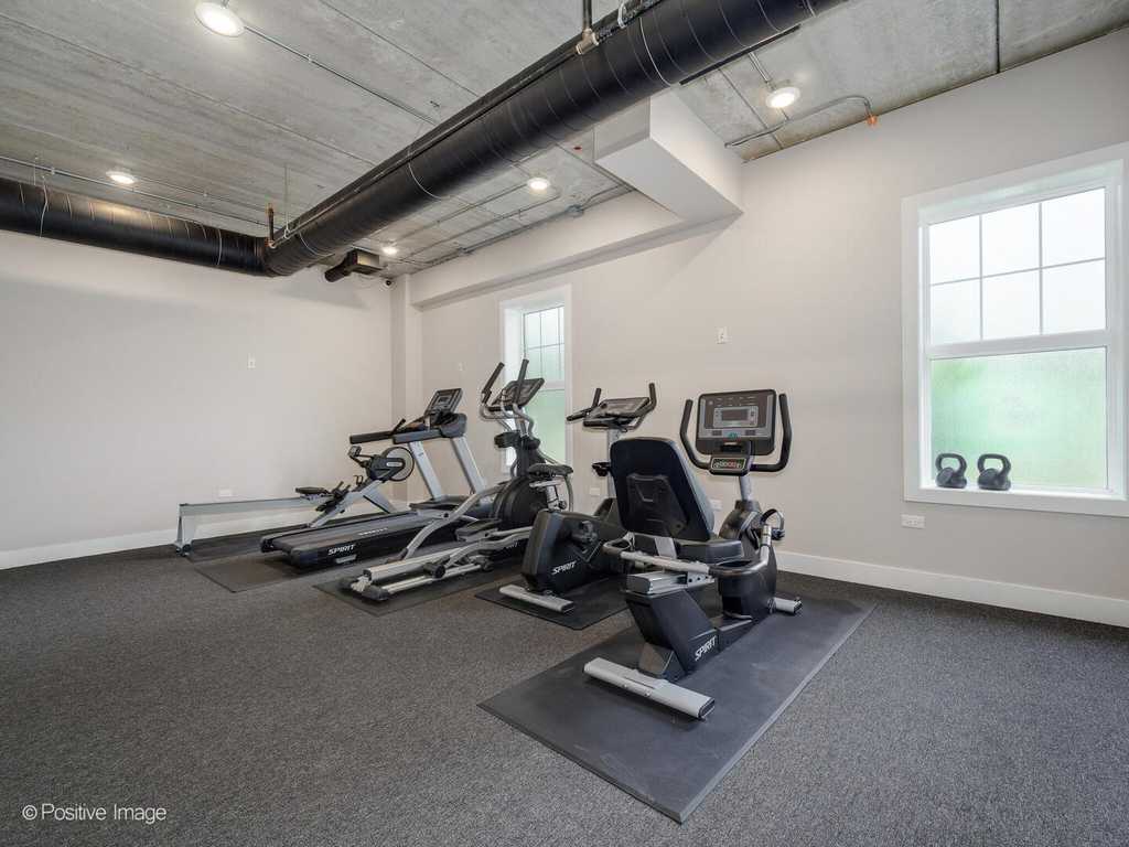 261 Washington Boulevard - Photo 18