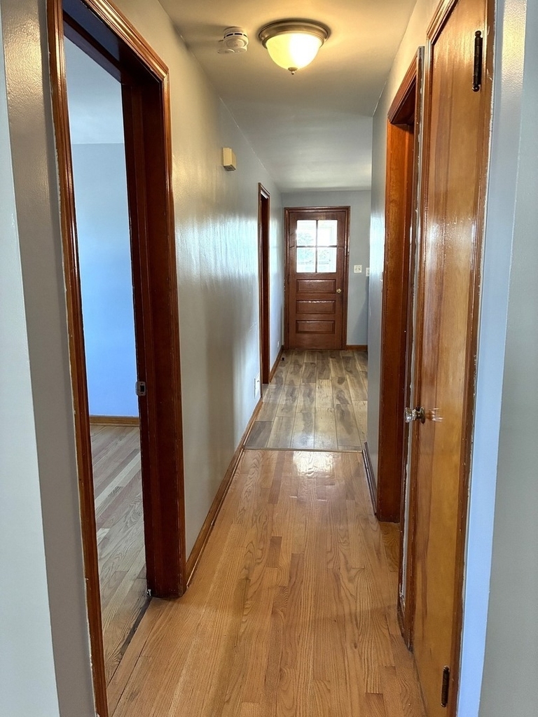 2312 Division Street - Photo 4