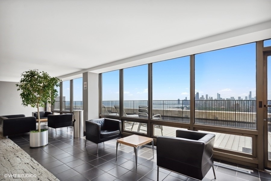 2800 N Lake Shore Drive - Photo 27