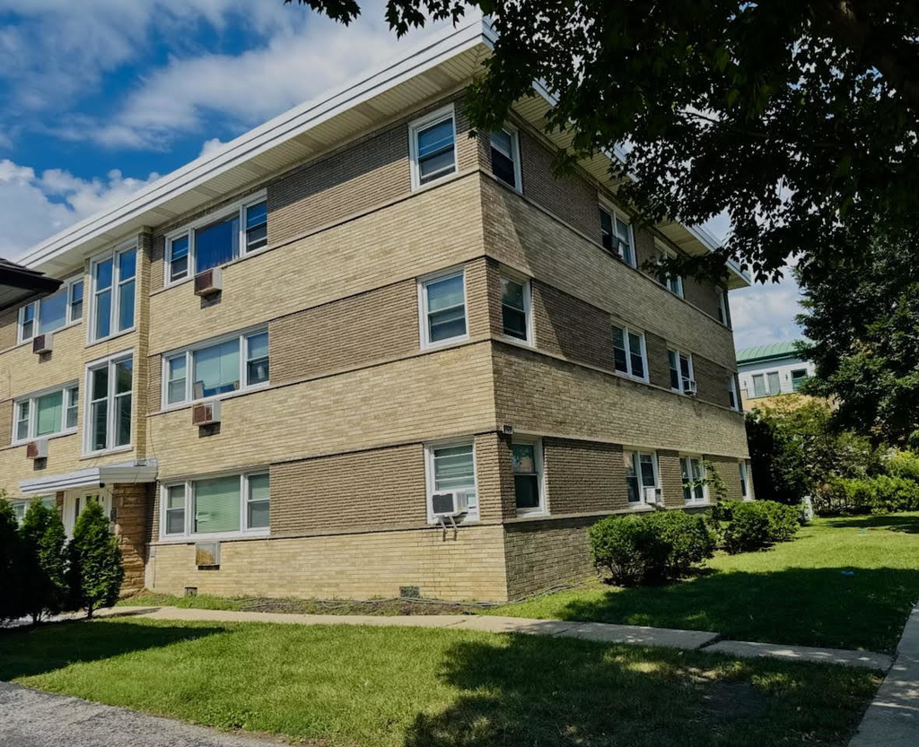 929 S Oak Park Avenue - Photo 0