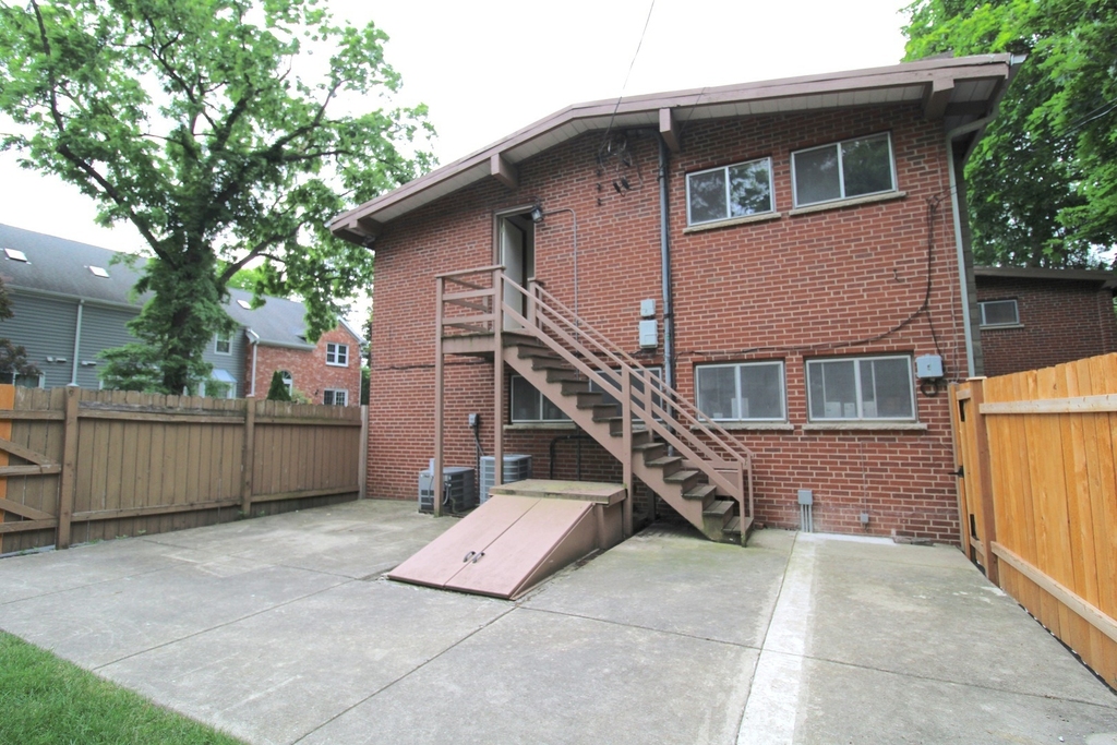 956 Deerfield Road - Photo 37