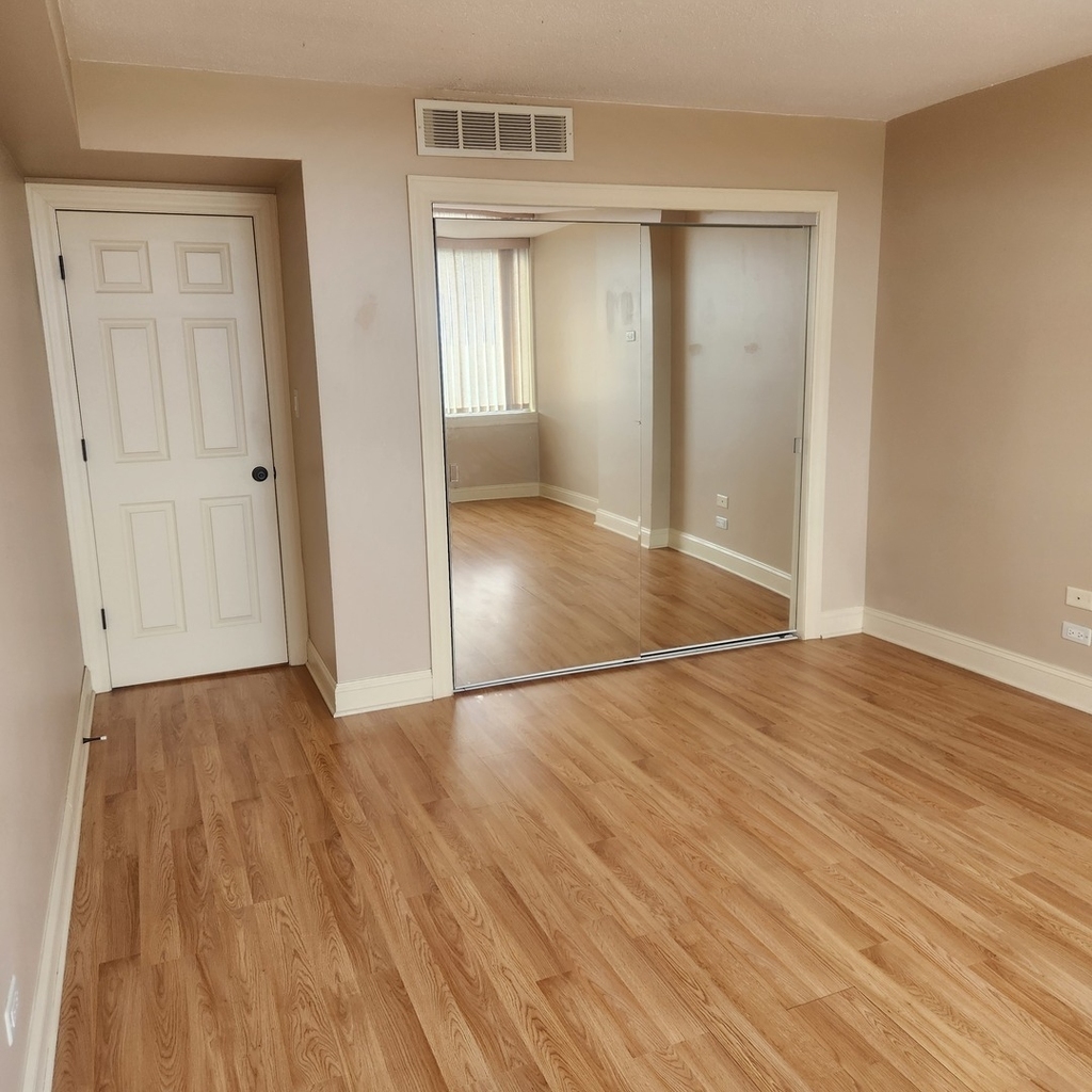 7234 W North Avenue - Photo 15
