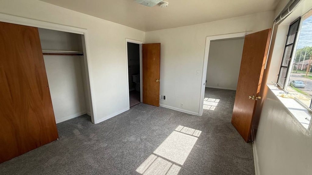 1014 Edwards Street - Photo 7