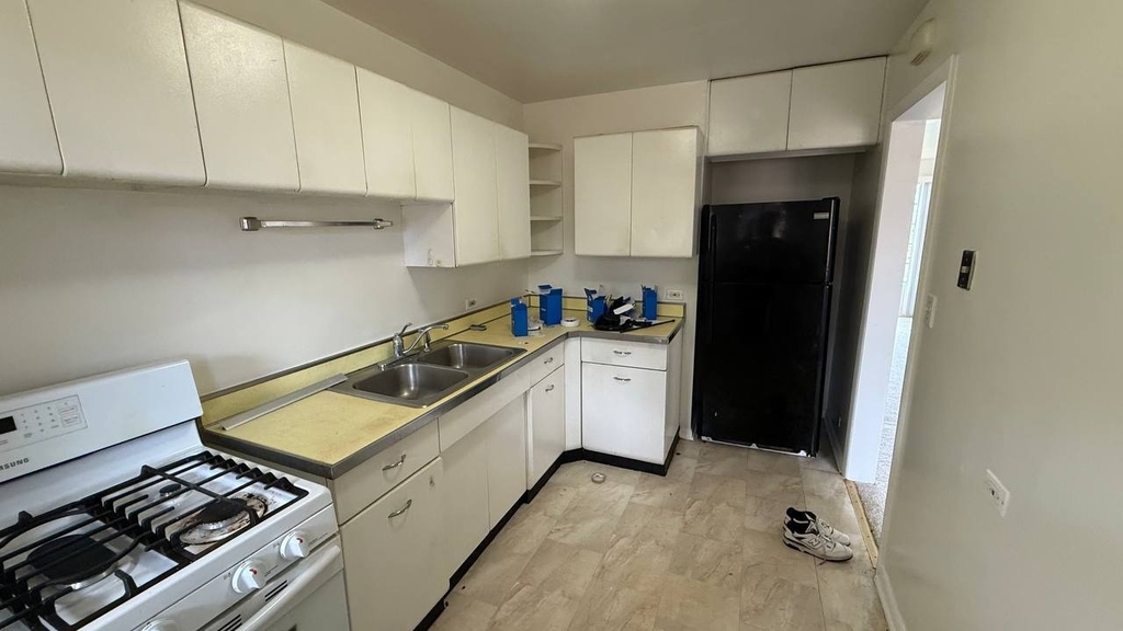 1014 Edwards Street - Photo 1