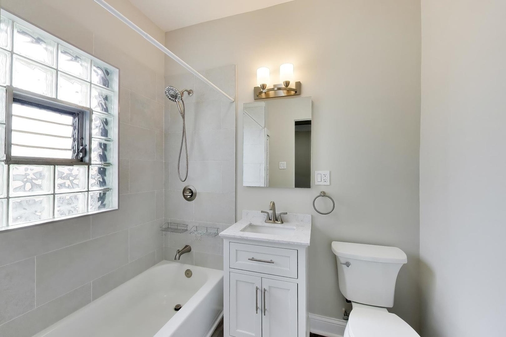 2611 Eastwood Avenue - Photo 14