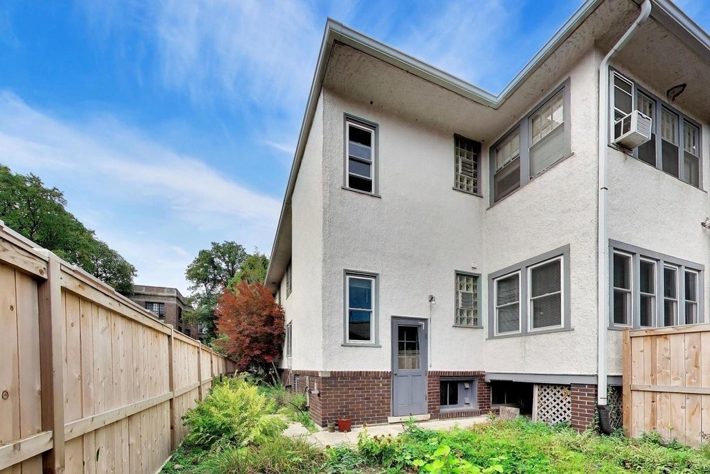 2611 Eastwood Avenue - Photo 19