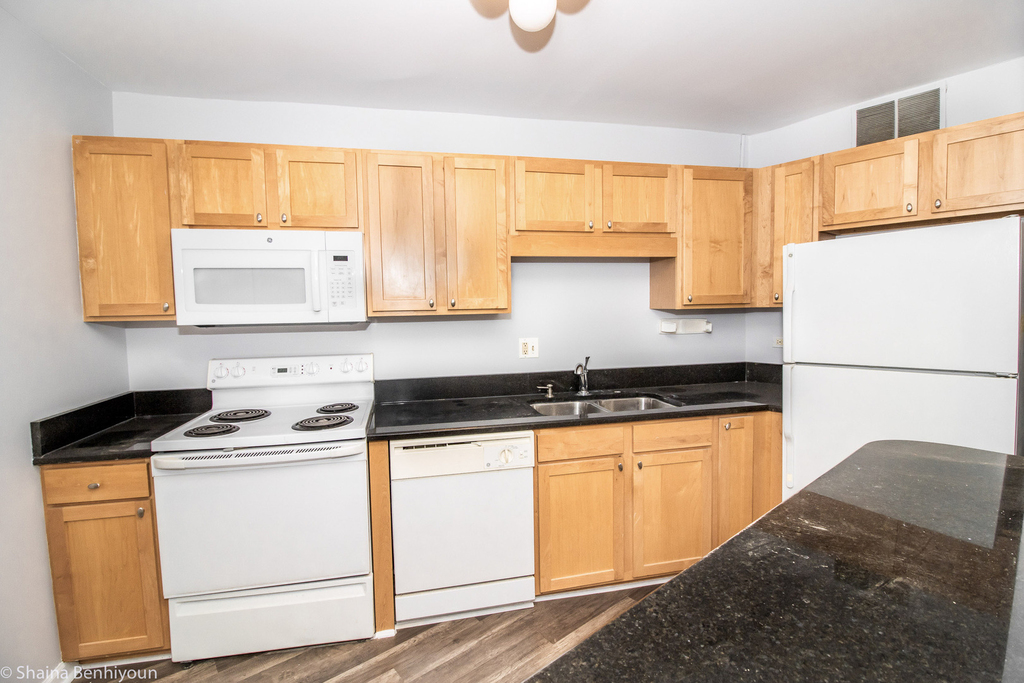 211 E Ohio Street - Photo 7