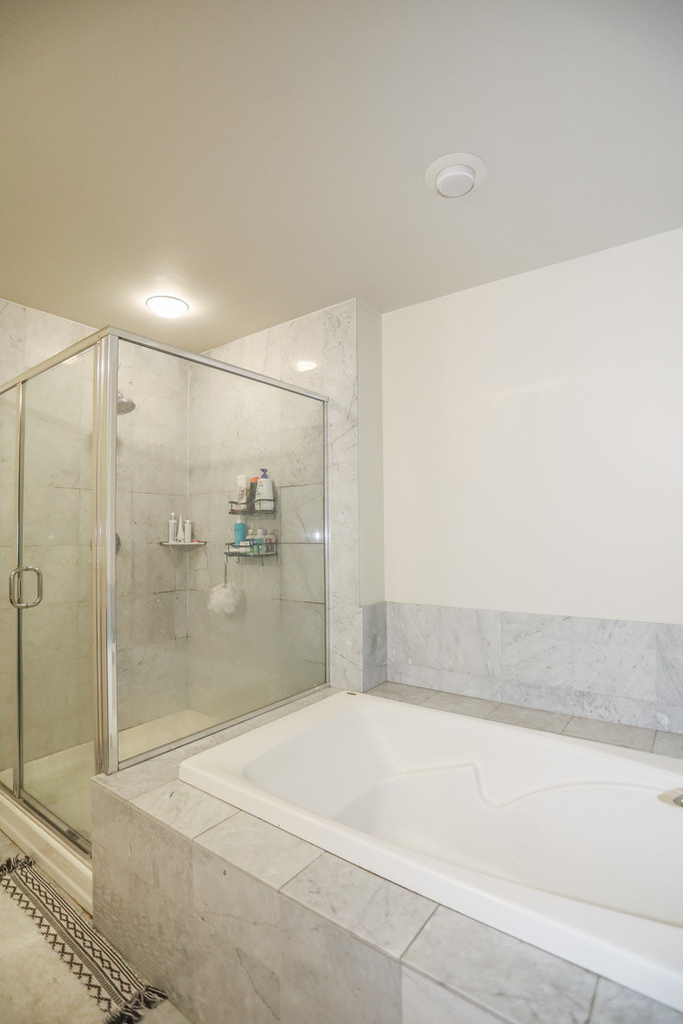 910 W Huron Street - Photo 13