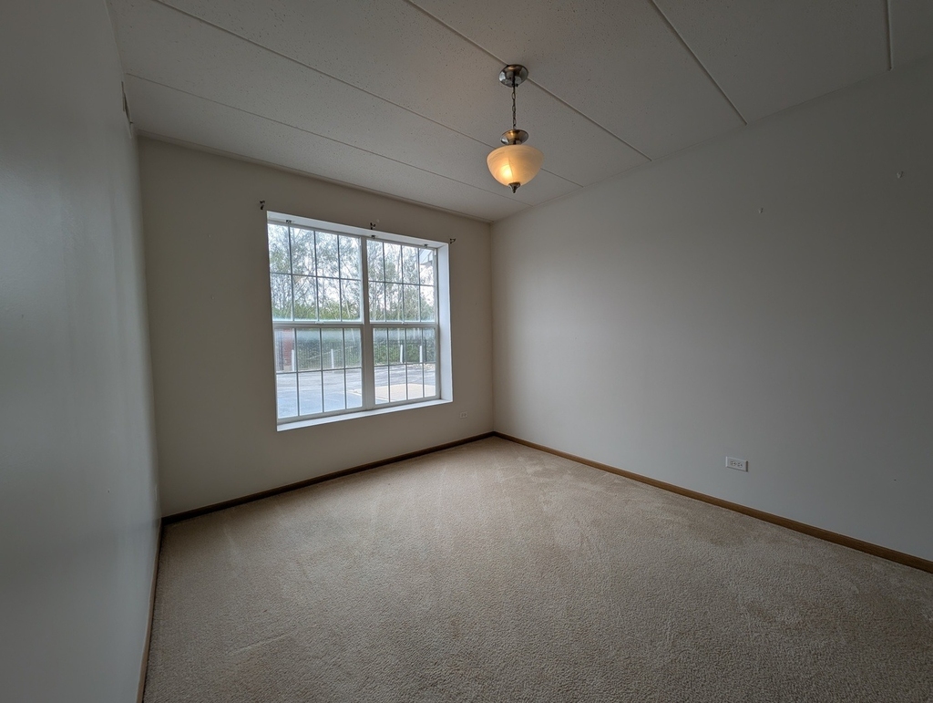 16671 Liberty Circle - Photo 7