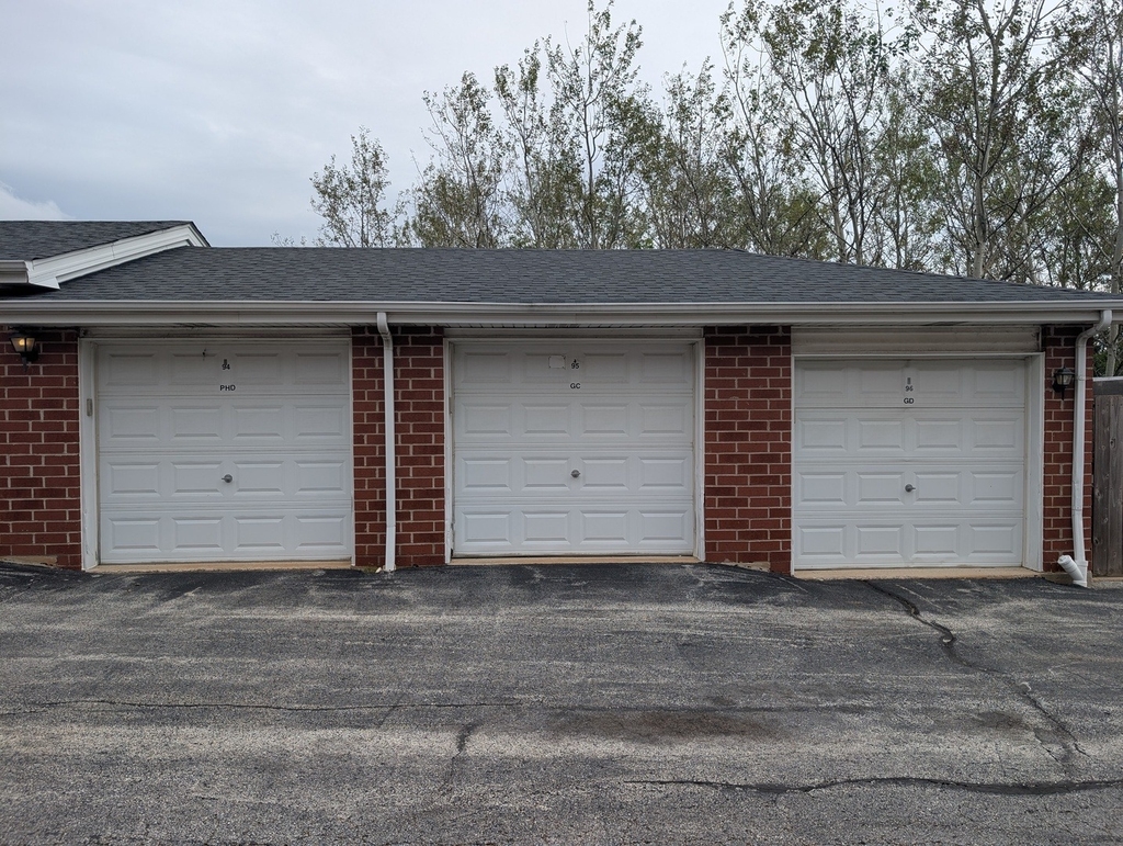 16671 Liberty Circle - Photo 10