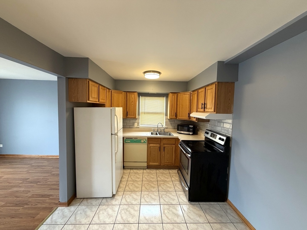 11946 S Ridgeway Avenue - Photo 5