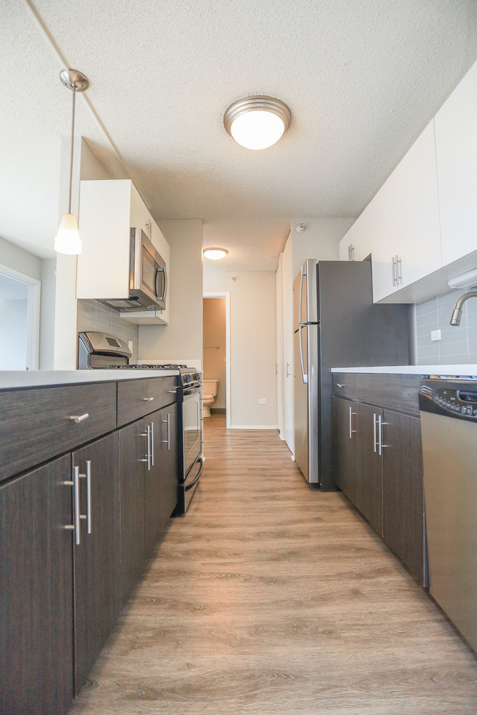 180 N Jefferson Street - Photo 6