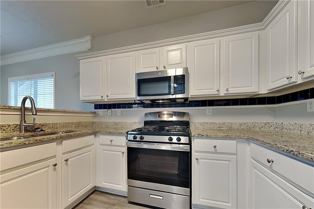 1975 Sterling Creek Court - Photo 5