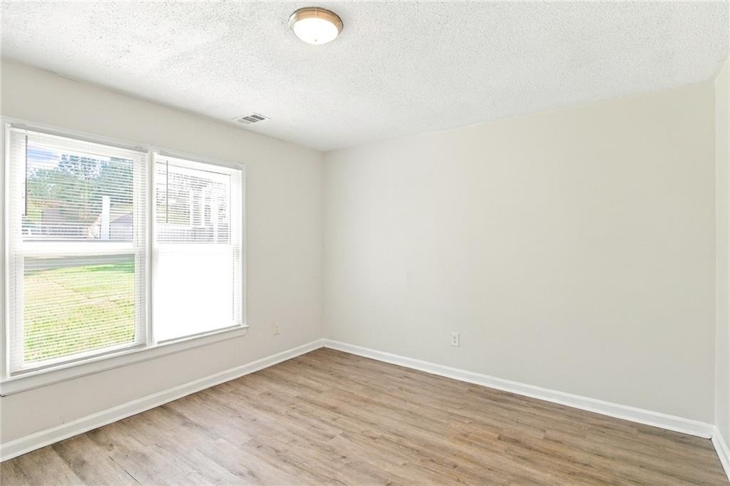 7980 Woodlake Drive - Photo 6