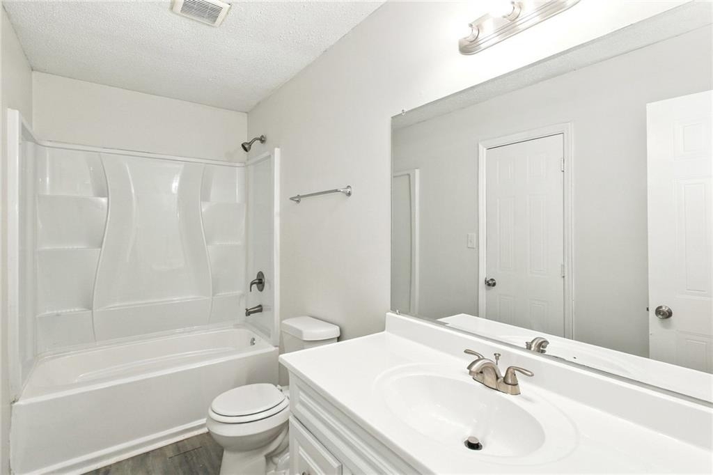 7980 Woodlake Drive - Photo 12
