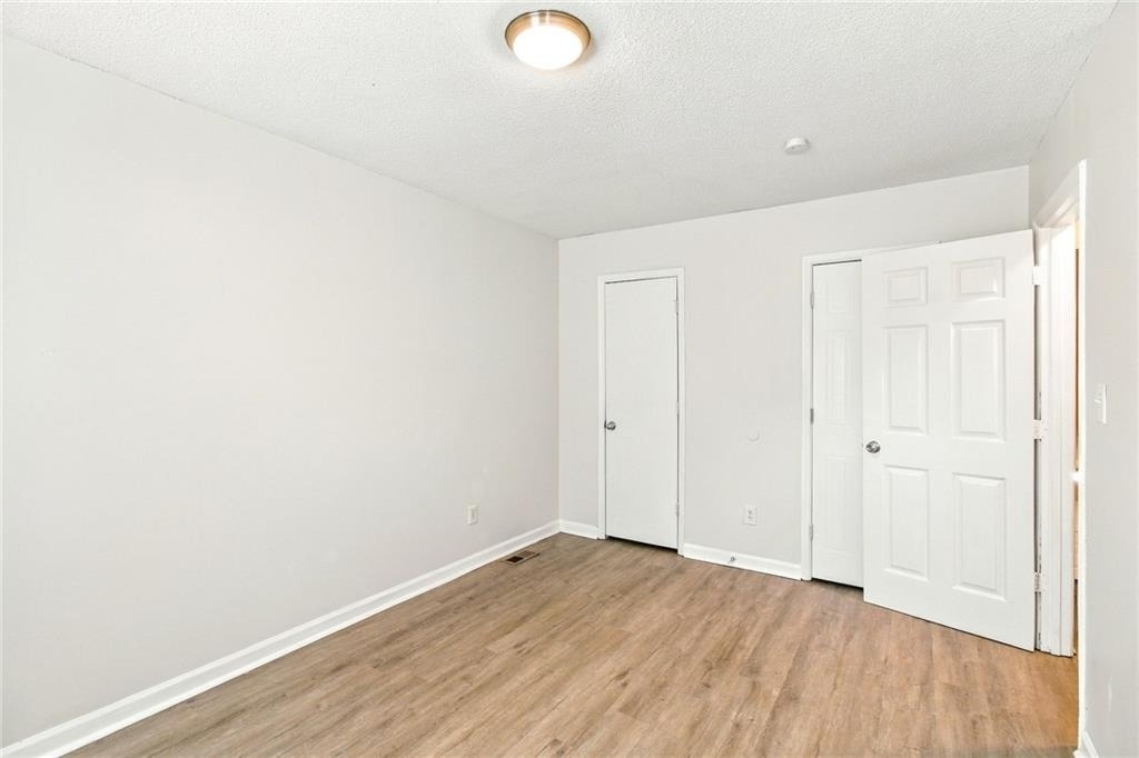 7980 Woodlake Drive - Photo 9