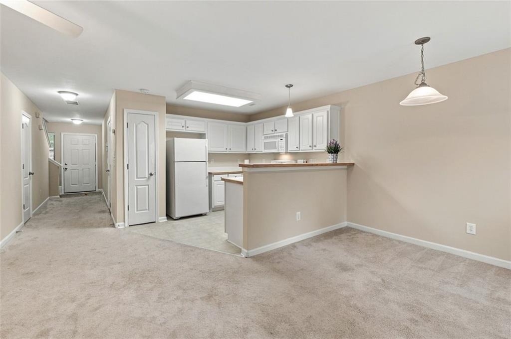 1436 Box Circle - Photo 7