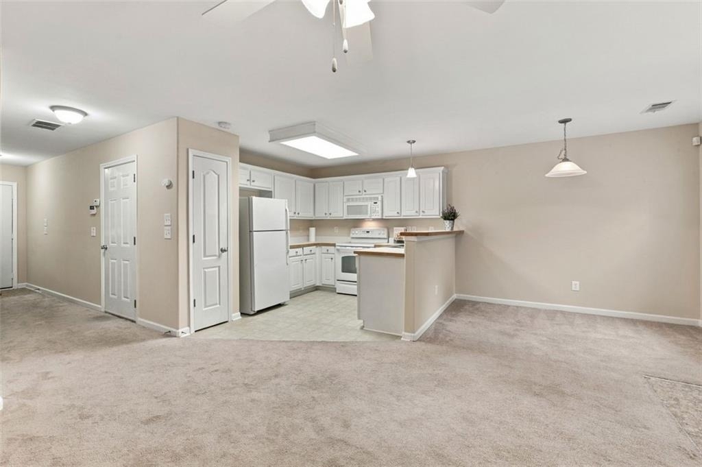 1436 Box Circle - Photo 8