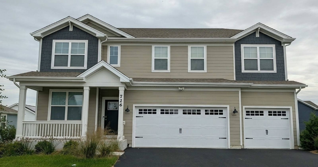 726 Kentshire Circle - Photo 0