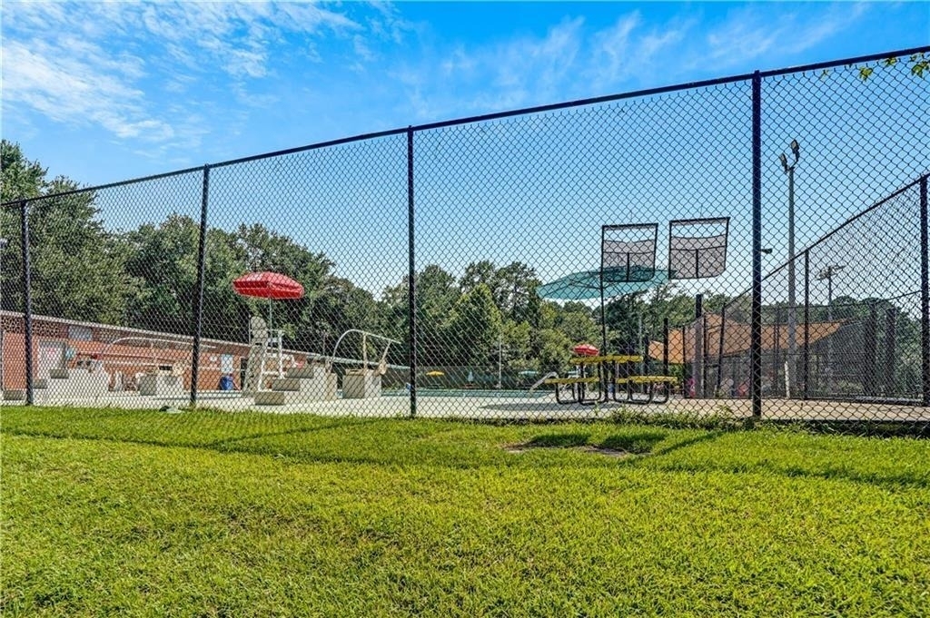 2127 Desmond Drive - Photo 23