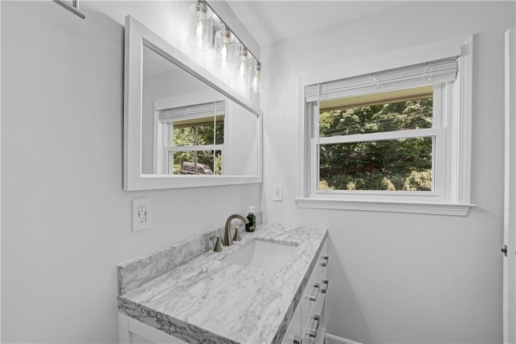 2127 Desmond Drive - Photo 7