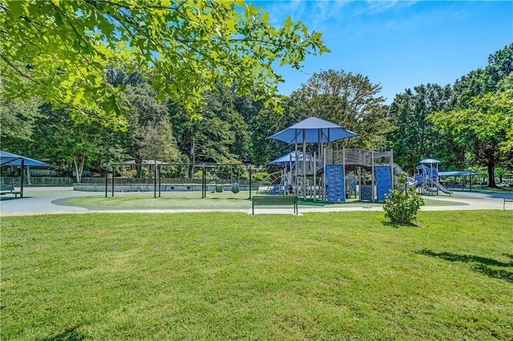 2127 Desmond Drive - Photo 22