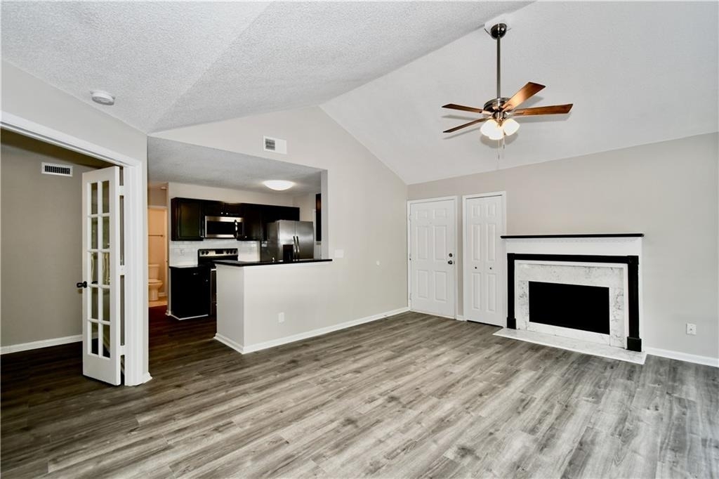 1101 Sandy Lane Drive - Photo 4