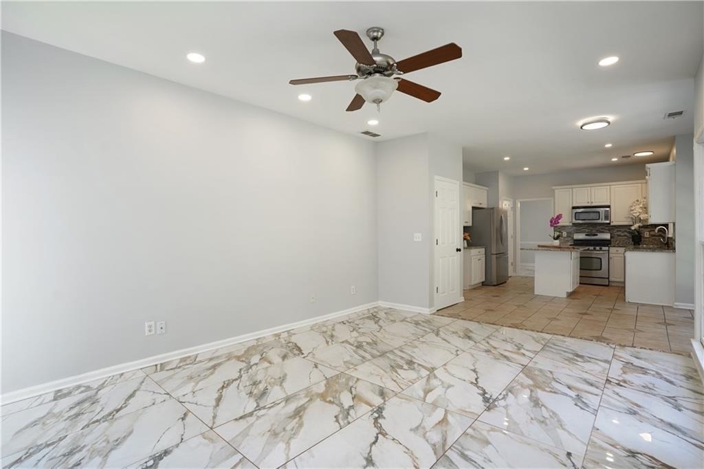 272 Birchmore Walk - Photo 3