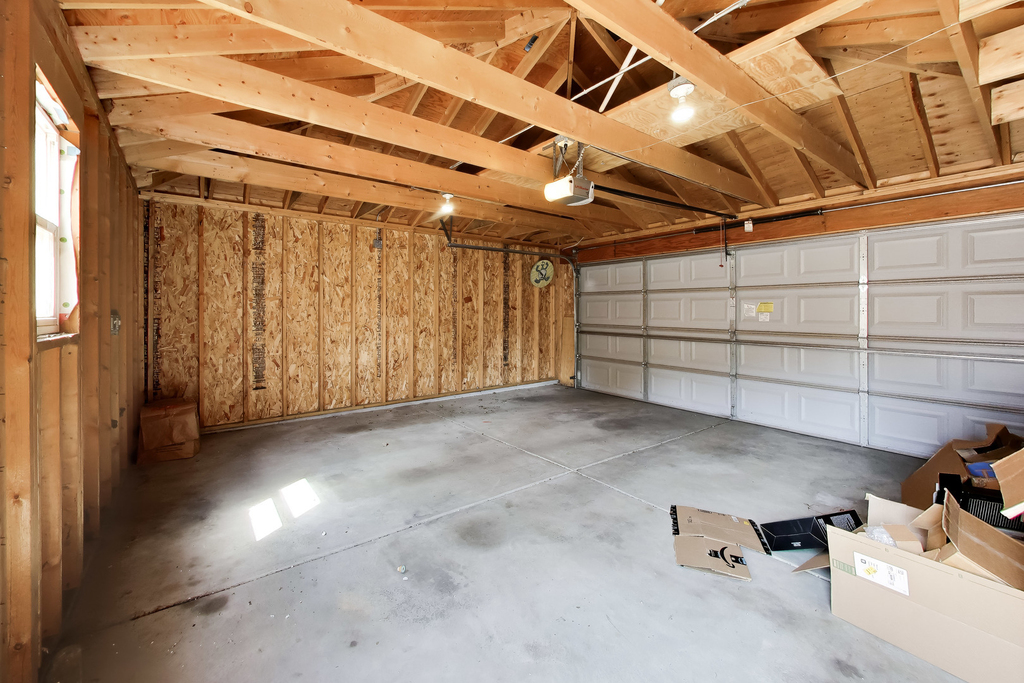 700 E 46th Street - Photo 39