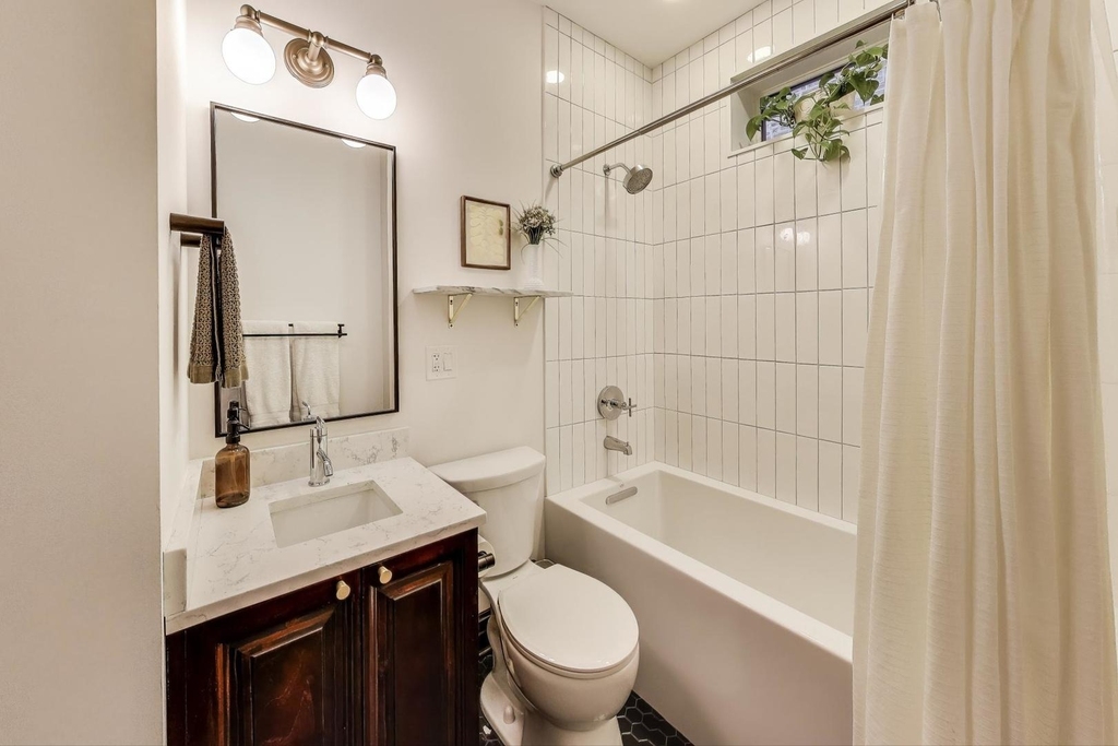3106 W Lyndale Street - Photo 23