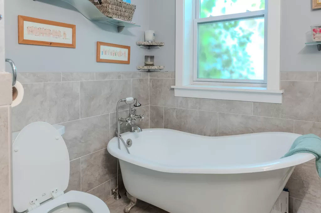 7626 N Greenview Avenue - Photo 12