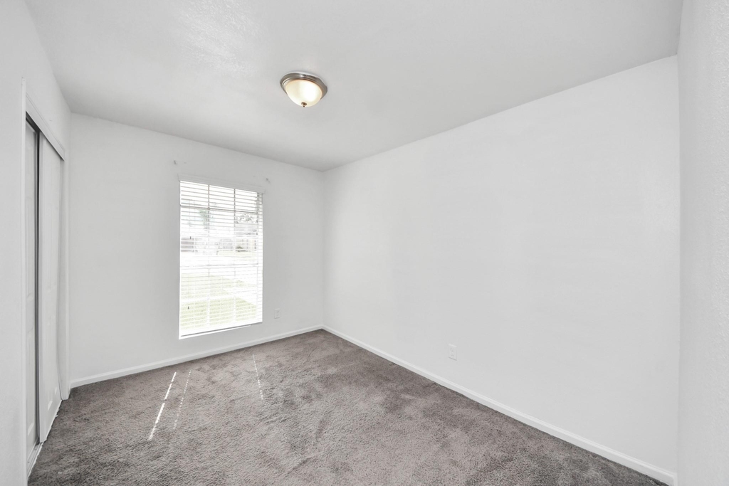 7410 La Place Drive - Photo 20