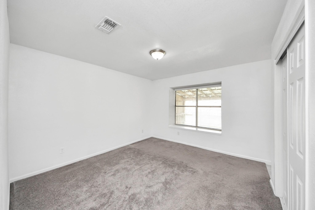 7410 La Place Drive - Photo 24