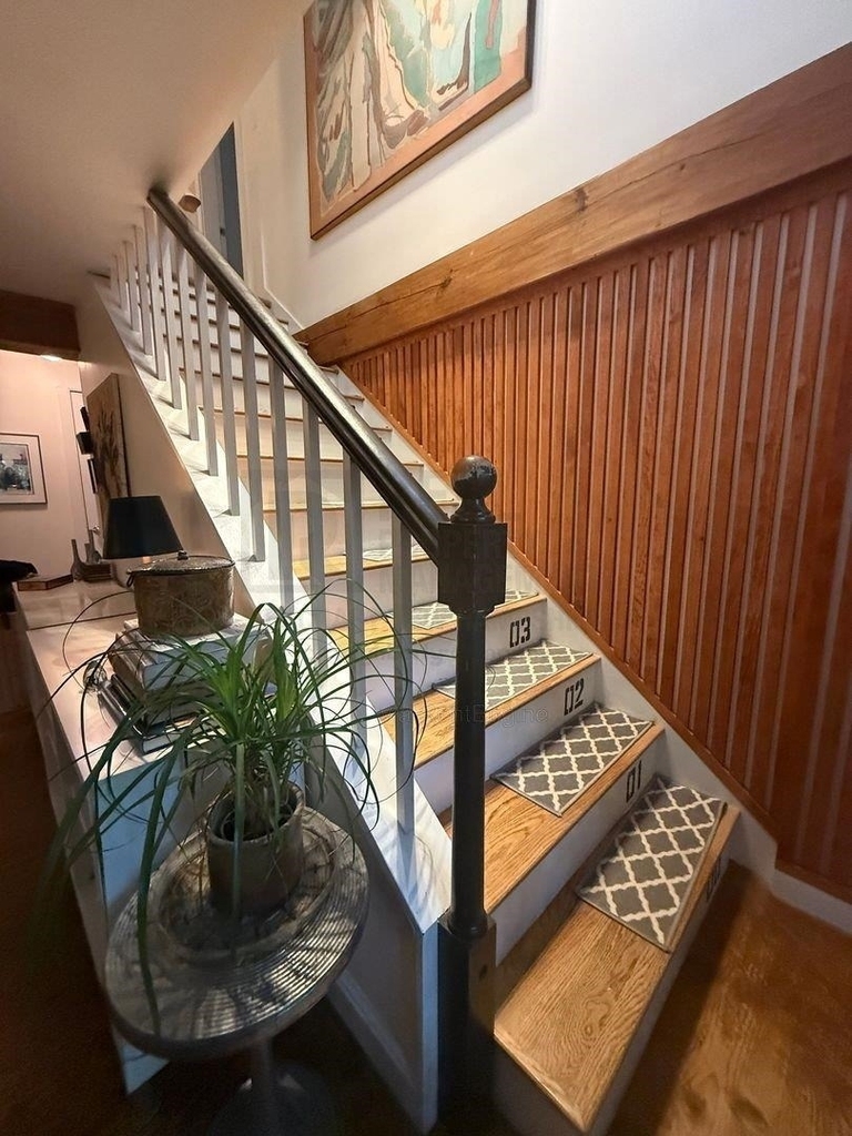 11 Hobbs - Photo 5