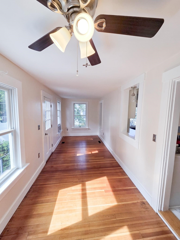 195 S Main - Photo 16